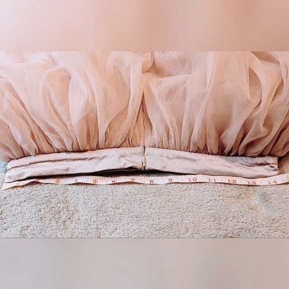 NWOT Long Dusty Rose Tulle Bridal skirt M - Picture 4 of 4